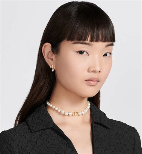 dior 30 montaigne pearl choker